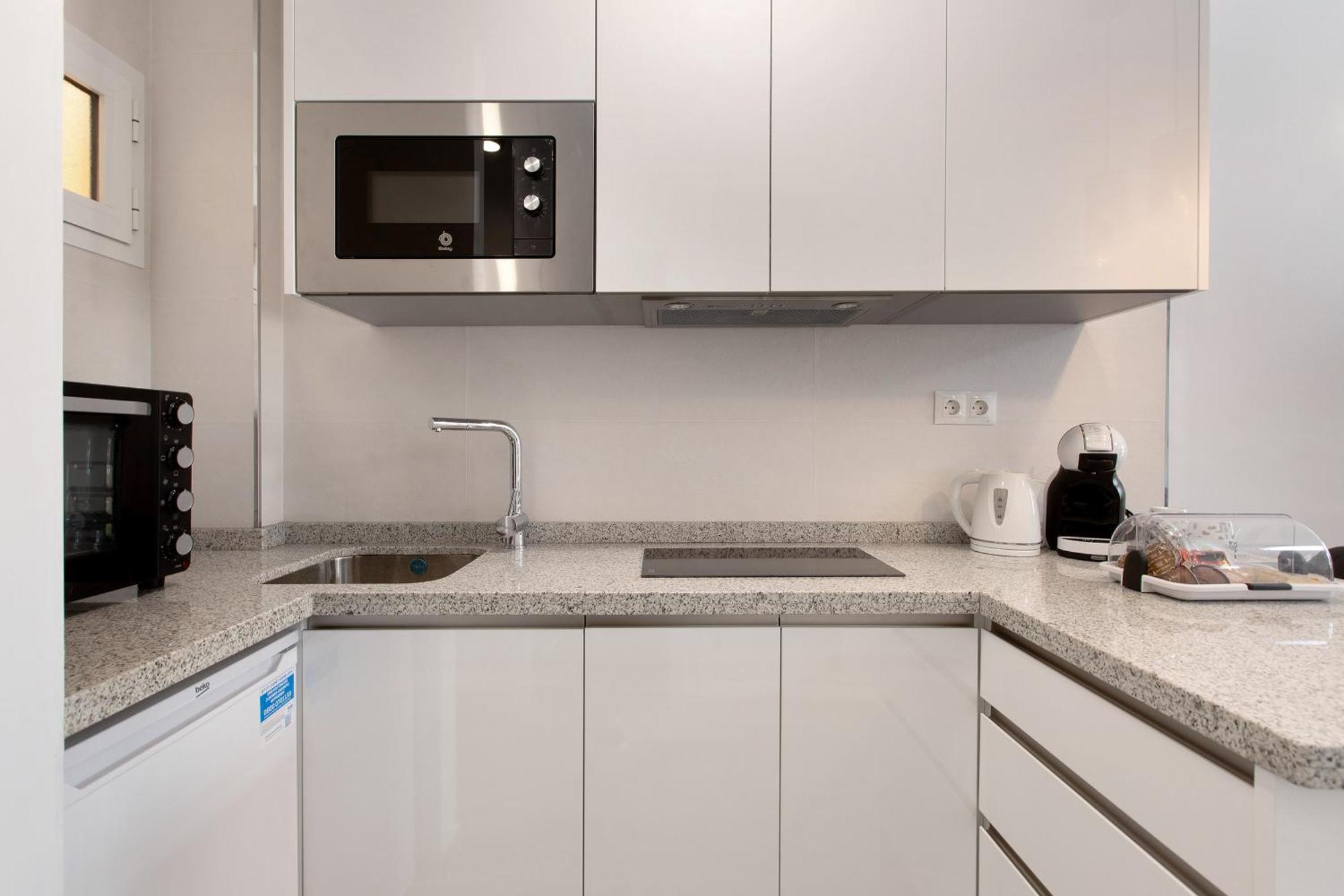 Apartamento Agata 2024 베날마데나코스타 외부 사진